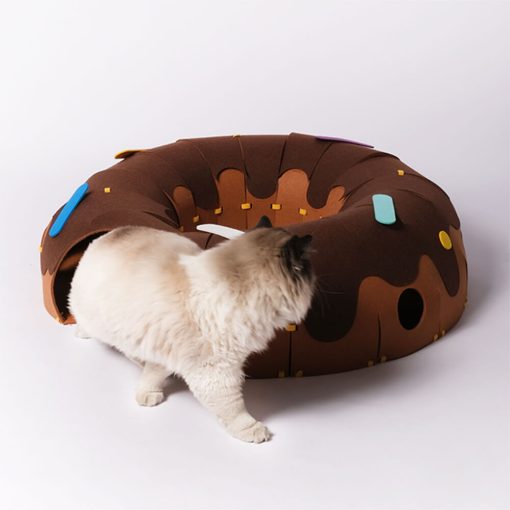 Tunnel de jeu en feutre en forme de beignet pour chat amusant et confortable – Image 2