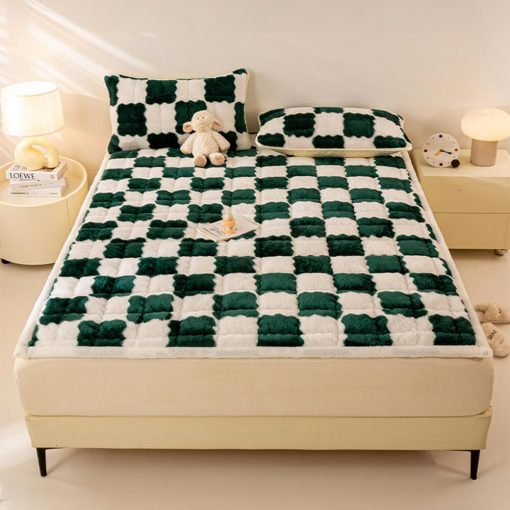 Couverture de matelas en peluche à motifs carreaux et taie d'oreiller